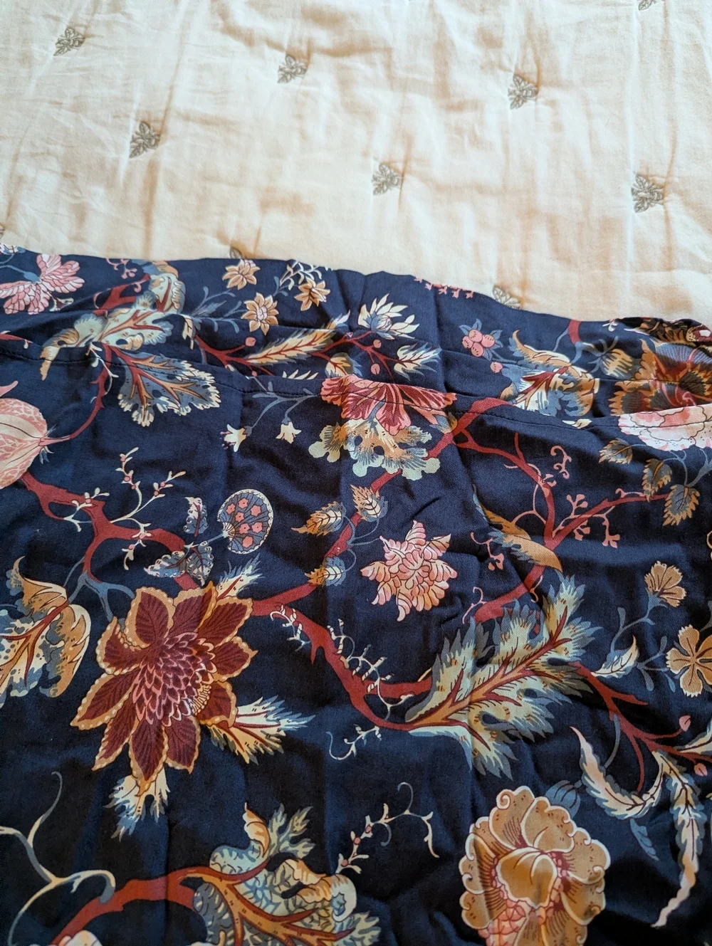 Ikea Nasselocka king size duvet set ( duvet & 2 Shams) navy blue with florals